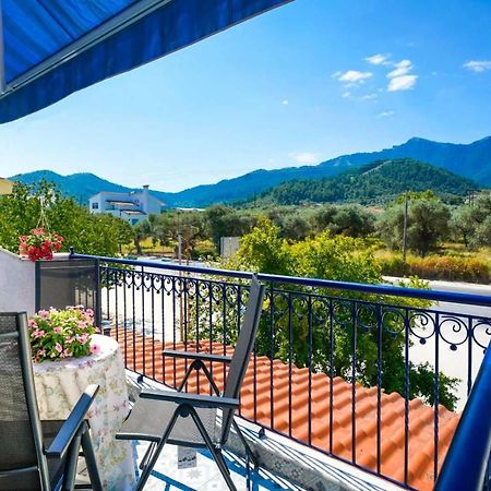 Yiayia And Papou Luxury House Apartment Лименас Екстериор снимка