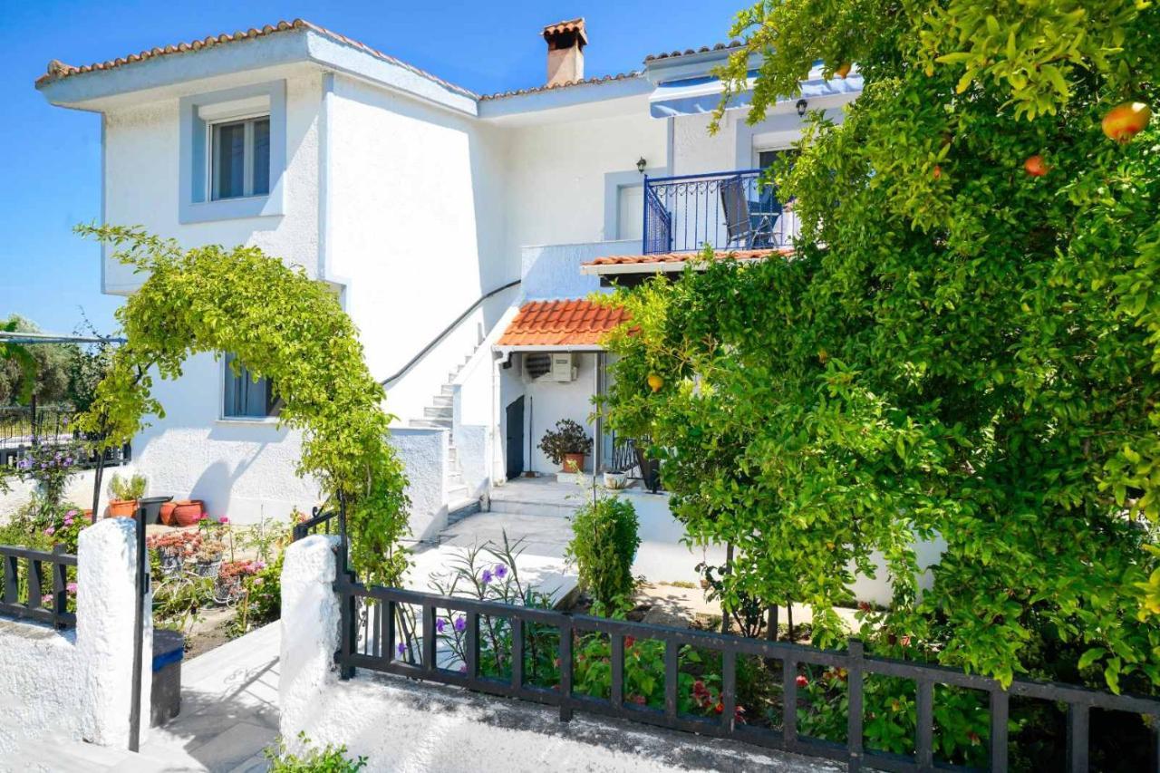 Yiayia And Papou Luxury House Apartment Лименас Екстериор снимка