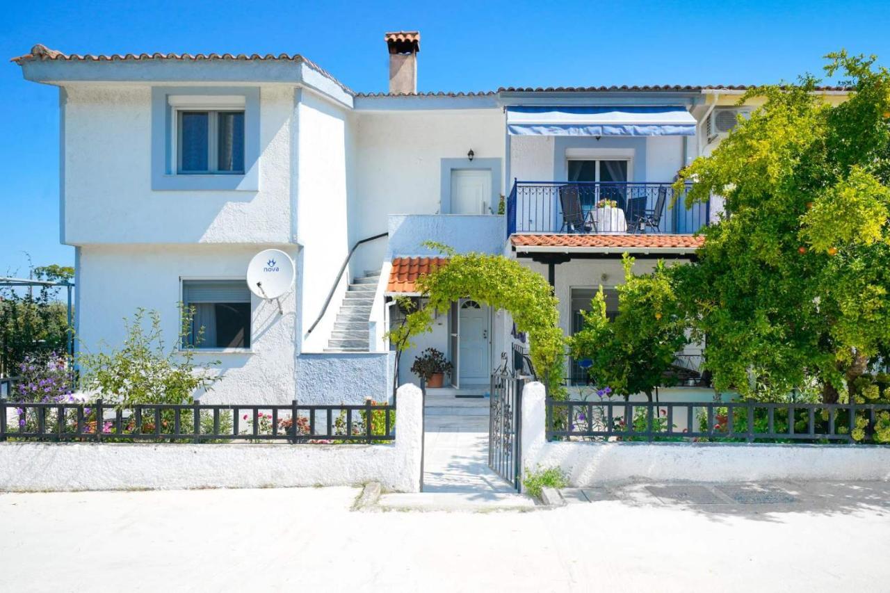 Yiayia And Papou Luxury House Apartment Лименас Екстериор снимка